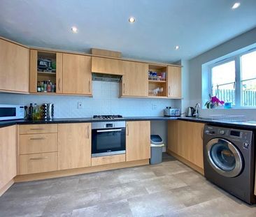 Lower Cambourne - Photo 4