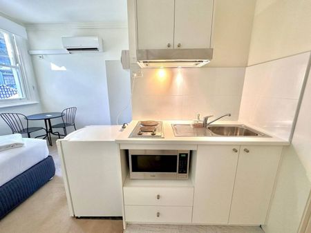 Modern Furnished Studio Units in Potts Point Move In Today! - Photo 4