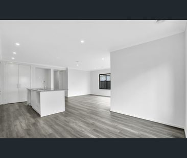 24 Galeras Street, Truganina, Vic 3029 - Photo 5