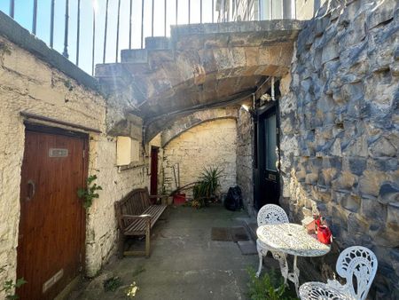 Studio to rent - Photo 4
