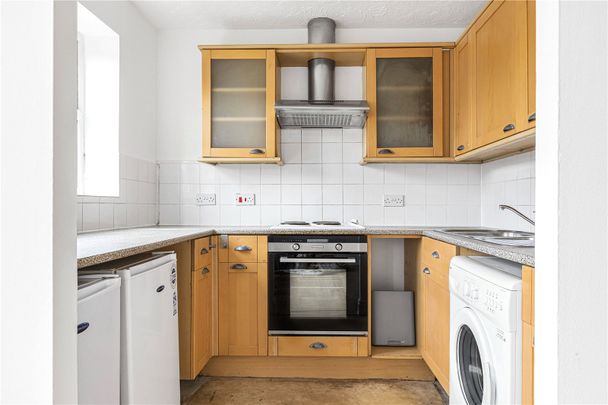 Stubbs Drive, London, SE16 3EG - Photo 1