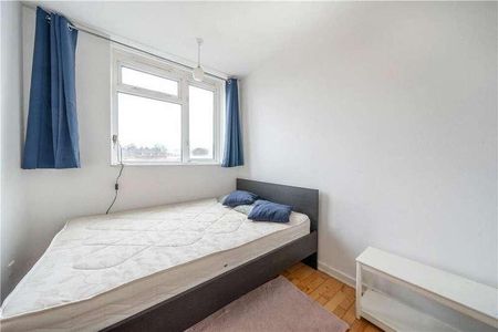 Lorrimore Square, Kennington, London, SE17 - Photo 2