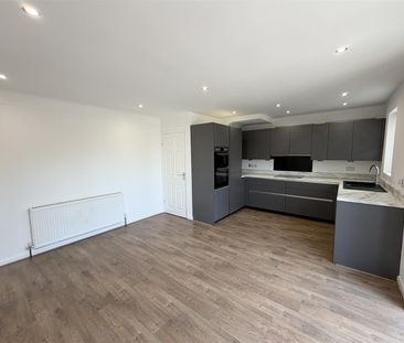 Kenilworth Drive, Wirral - Photo 6