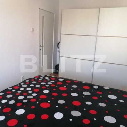 Apartament 2 camere, 60mp, decomandat, zona Centrala - Photo 1