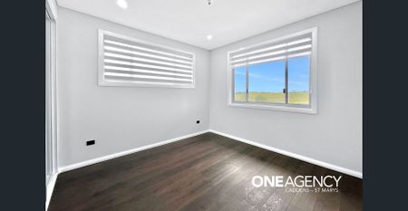 LUXURY LIVING AT ITS FINEST!!! - Photo 3