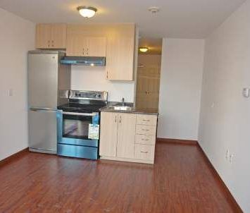 For Lease - 15 Maplewood Avenue Unit# 4, Toronto, Ontario - Photo 4