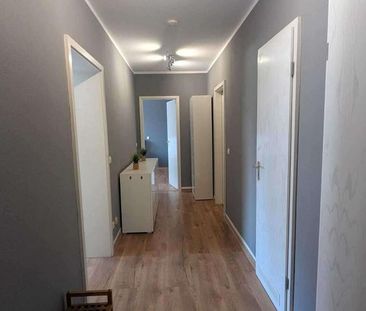 Moderne vollmöblierte 2 Zi. Whg. mit Balkon - Foto 4