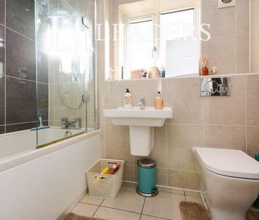 School Lane, Great Leighs, Chelmsford, Essex, CM3 - Photo 4