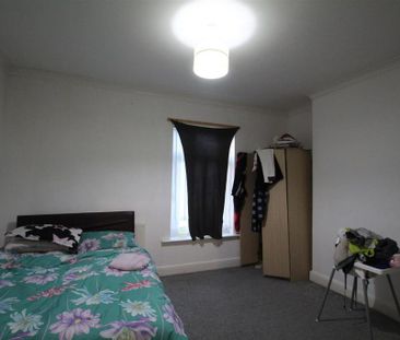 2 bedroom house to rent - Photo 2