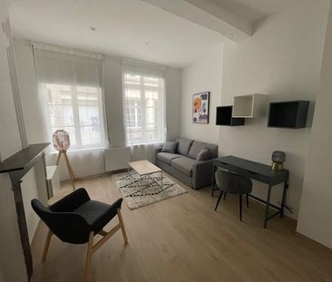 Studio meublé de 30,38 m2, rue Doudin réf G472 - Photo 3
