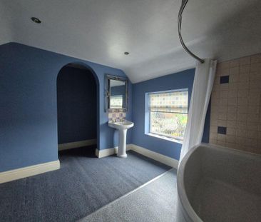 2 bedroom semi-detached house to rent - Photo 4