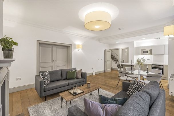 A two bedroom, two bathroom flat situated within a period conversion just a short distance from Marylebone High Street and Regents Park. - Photo 1