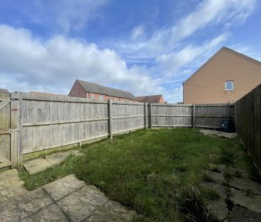 2 bedroom semi-detached house to rent - Photo 5