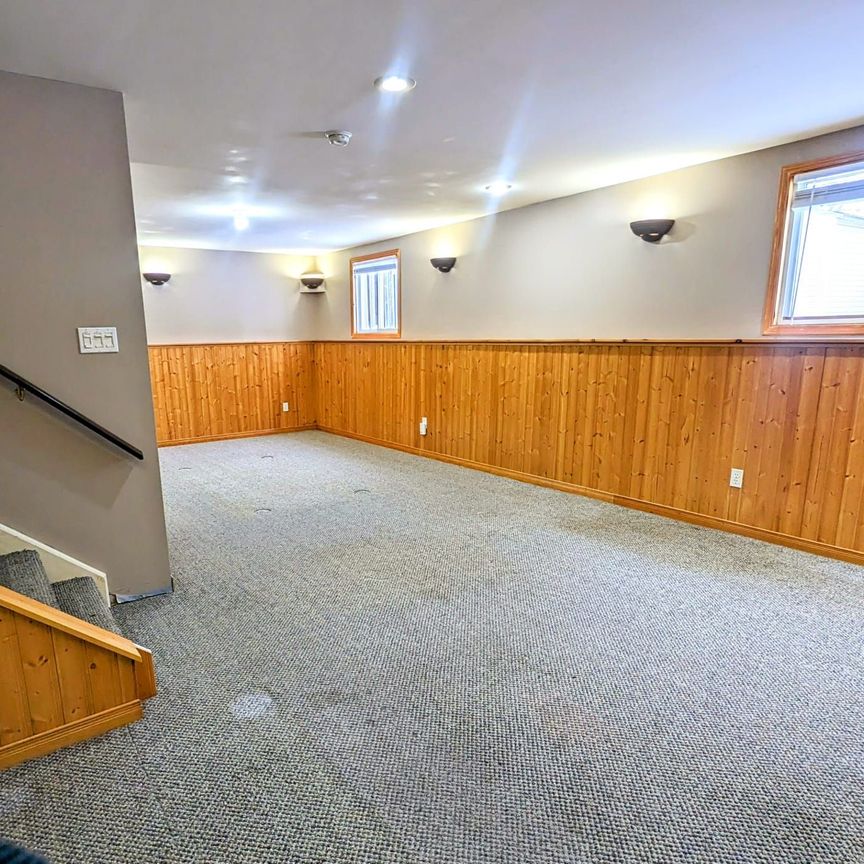 For Lease - 582 Talltree Crescent, London East, Ontario - Photo 1