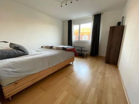 Generous 3 1/2 room apartment in the owner’s standard - Foto 2