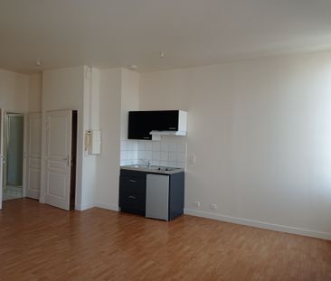 Location Appartement 1 pièce 26m² VICHY 03200 - Photo 3