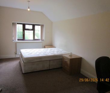 1 bedroom semi-detached house to rent - Photo 2
