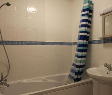 2 bedroom property to rent - Photo 6
