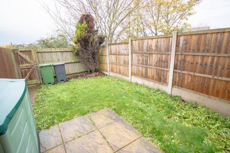 2 bedroom terraced house to rent - Photo 3