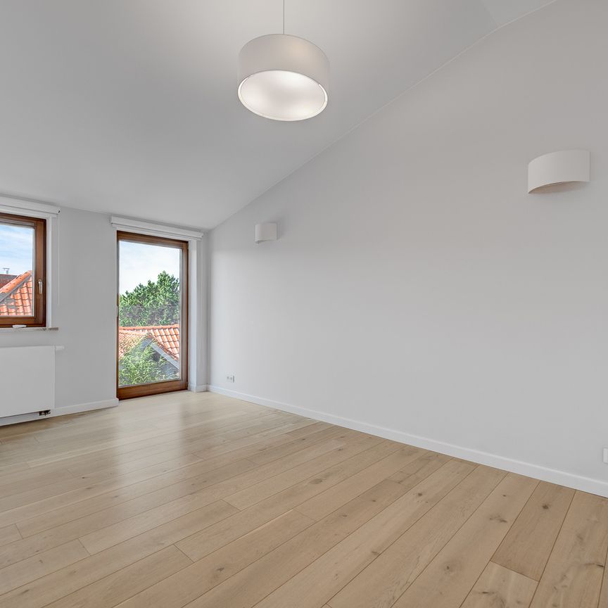 Na wynajem 5 pokoi Zapłocie - Zdjęcie 1