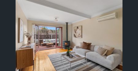 Charming, Flexible and Perfectly Positioned - Photo 4