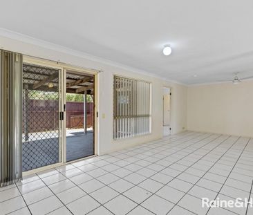 CENTRAL LOCATION - CLOSE TO SCHOOLS, SHOPS AND BEACH - Photo 5