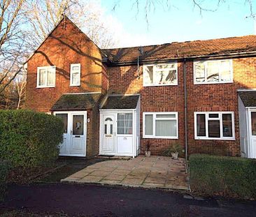 2 bedroom terraced house to rent - Photo 2