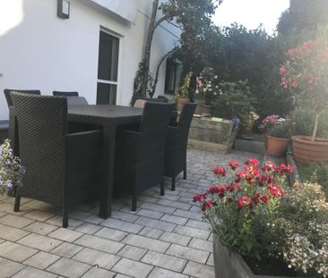 Gemütliche Wohnung mit eigenem kleinen Garten und Terrasse im Herze... - Photo 5