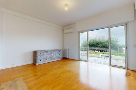 Appartement Nice 4 pièce(s) 119.20 m2 - Photo 2