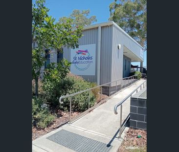 Three Bedroom Duplex in Chisholm! - Photo 6