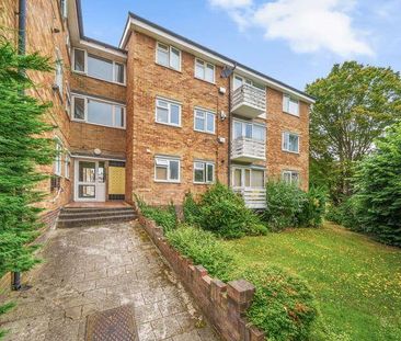 Hatherley Crescent, Sidcup, DA14 - Photo 1