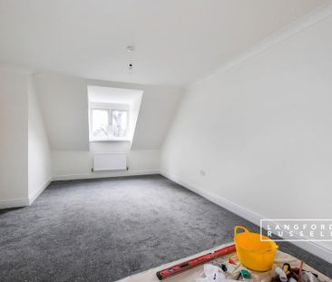 4 bedroom terraced house to rent - Photo 3