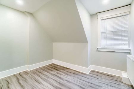 For Lease - 31 Tyndall Avenue Unit# 301, Toronto, Ontario - Photo 2