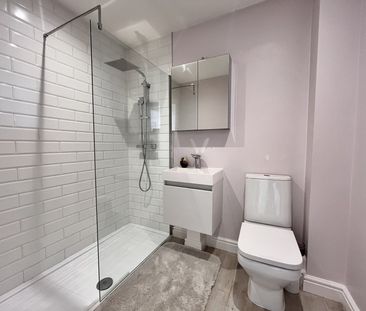 Pippins Court, Ashford, Surrey, TW15 - Photo 5