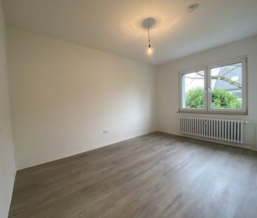 Diese umfangreich renovierte 4-Zimmer-Wohnung wartet auf SIE! - Photo 5