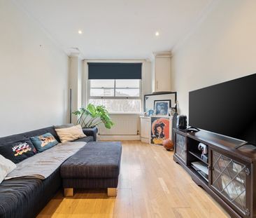 Flat to rent - 2 Belinda Road, Brixton, SW9 - Photo 4