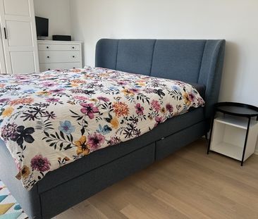APPARTEMENT 31/2 PIÈCES À ZURICH - DISTRICT 2 WOLLISHOFEN, MEUBLÉ - Photo 3