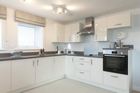 1 bedroom retirement property to rent - Photo 2