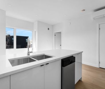 368 Tweedsmuir Ave #301, Ottawa, ON K1Z 5N4, Canada - Photo 4