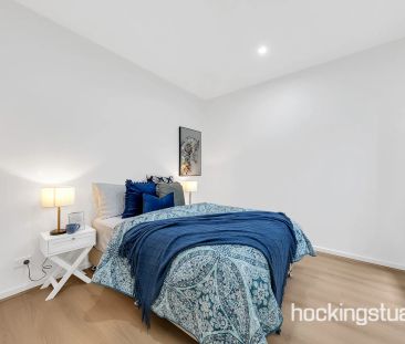 GREAT FAMILY HOME IN PRIME LOCATION - Photo 4