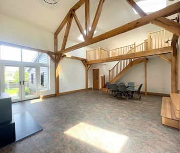 Green View, Ipswich, Baylham - Photo 1