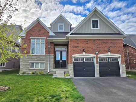 For Lease - 3 Cristiano Avenue, Wasaga Beach, Ontario - Photo 5