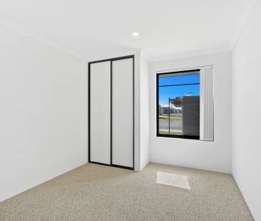 Relaxed Living in This Lovely Pinjarra Rental - Photo 4