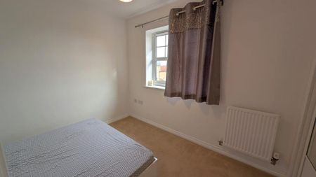 5 bedroom semi-detached house to rent - Photo 3