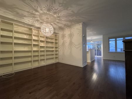 For Lease - 40 Torbec Avenue, Kanata, Ontario - Photo 2