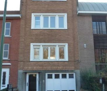 Appartement te huur in Ukkel voor € 990 met 1 slaapkamer - Foto 1