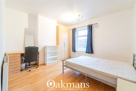 4 bedroom terraced house to rent - Photo 4