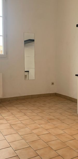 Location Appartement 1 pièce 28m² AIX EN PROVENCE 13100 - Photo 1
