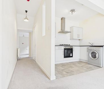 1 bedroom flat to rent - Photo 6