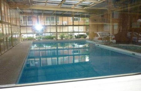 Immaculate Apartment with Access to Pool & Tennis Court - Photo 4